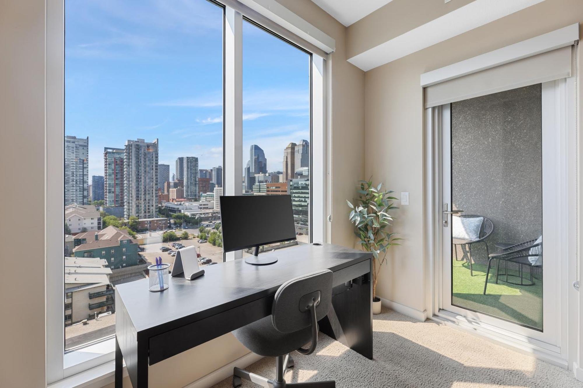 Heart Of Downtown Calgary Spacious Luxury Condo With Stunning Views And Premium Amenities Ngoại thất bức ảnh