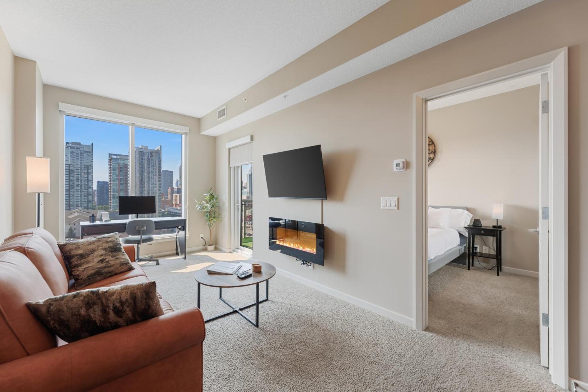 Heart Of Downtown Calgary Spacious Luxury Condo With Stunning Views And Premium Amenities Ngoại thất bức ảnh